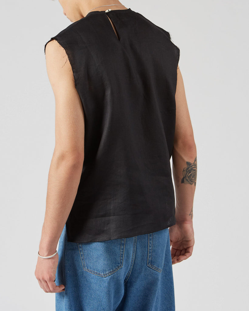 The Pack I CHILE LINEN TOP IN BLACK I  House of Curated.